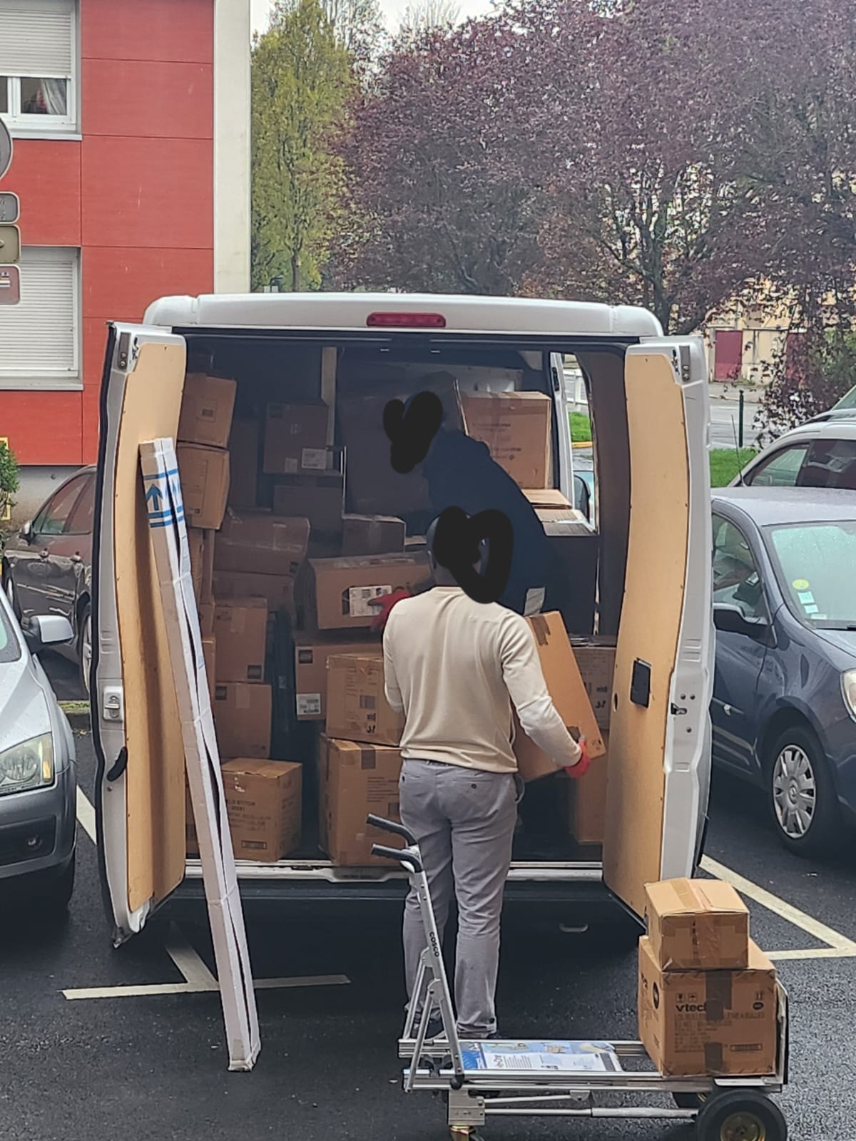 WhatsApp Image 2025-04-18 à 13.08.06_d5f25dd7 - Copie