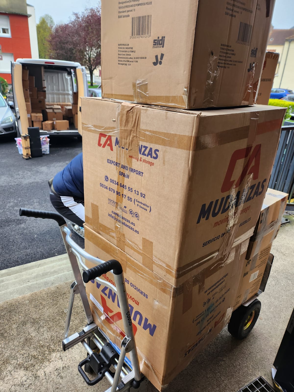 WhatsApp Image 2025-04-18 à 13.08.10_09f492b8 - Copie